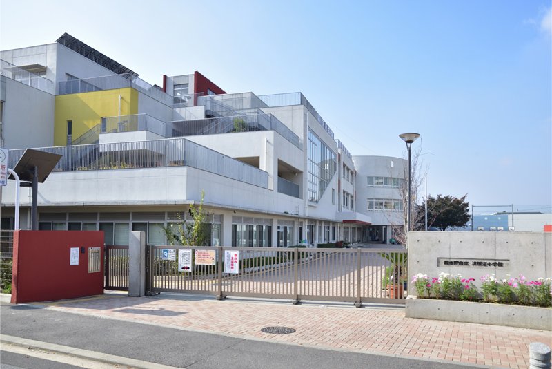 新しい校舎になった「習志野市立津田沼小学校」