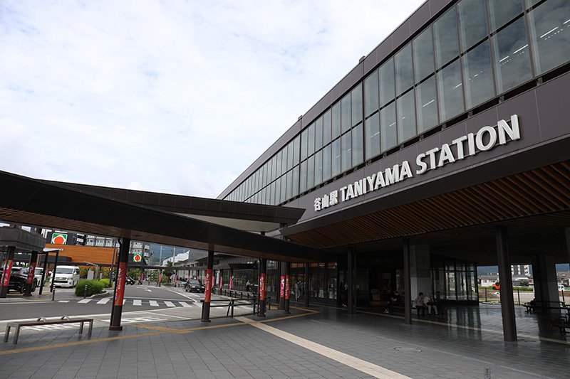 JR「谷山」駅