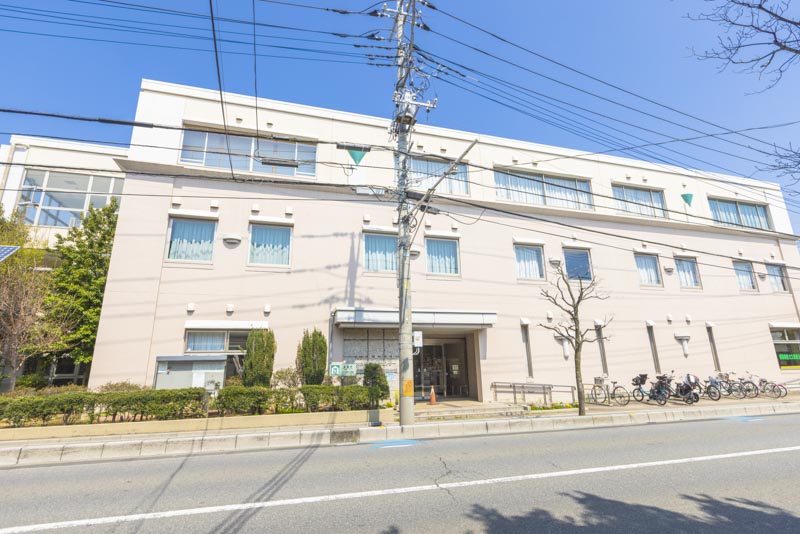 さいたま市立 桜図書館大久保東分館