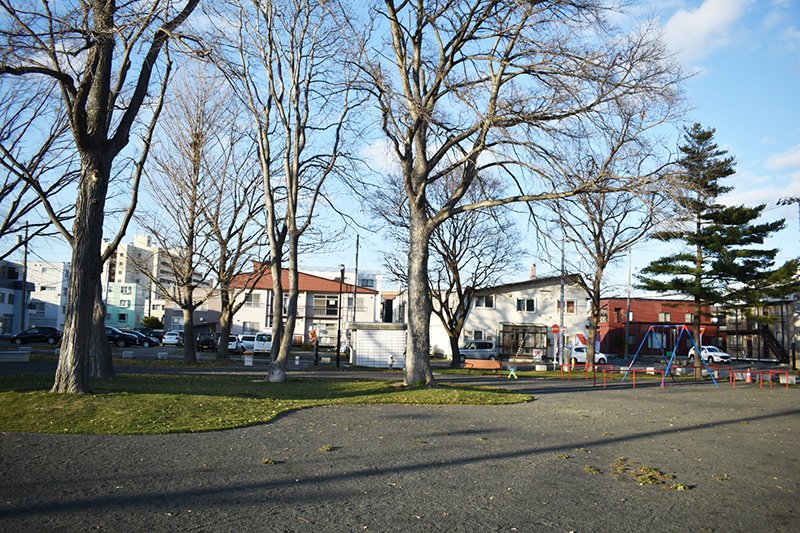 「東くるみ公園」