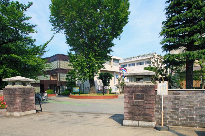 進学校として知られる「埼玉県立浦和高等学校」