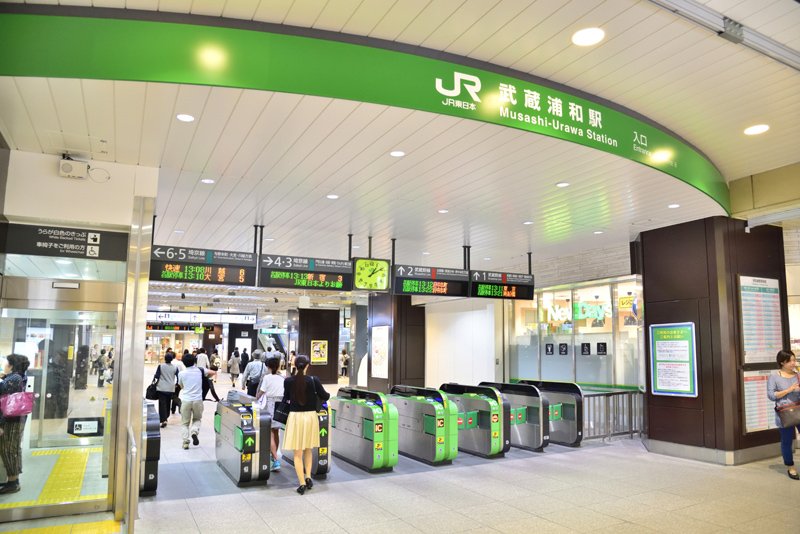 JR埼京線とJR武蔵野線が乗り入れる「武蔵浦和」駅