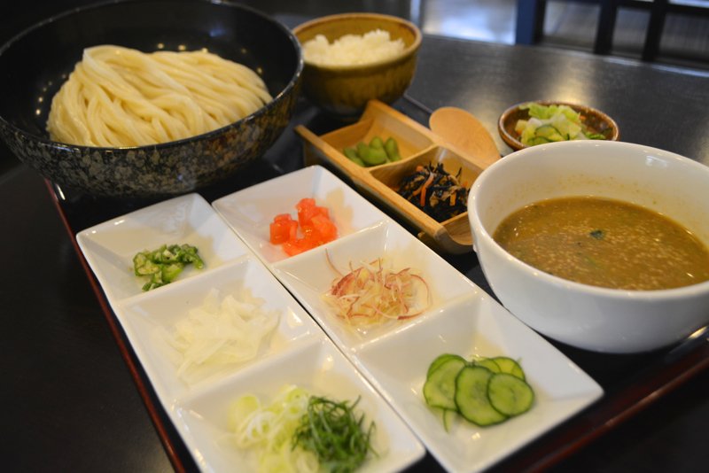 夏季限定すったてうどん