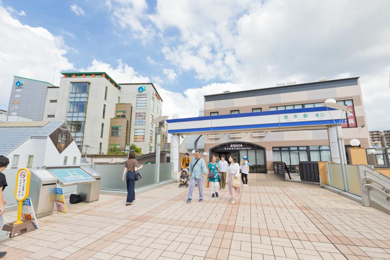 始発電車も多い、「志木」駅