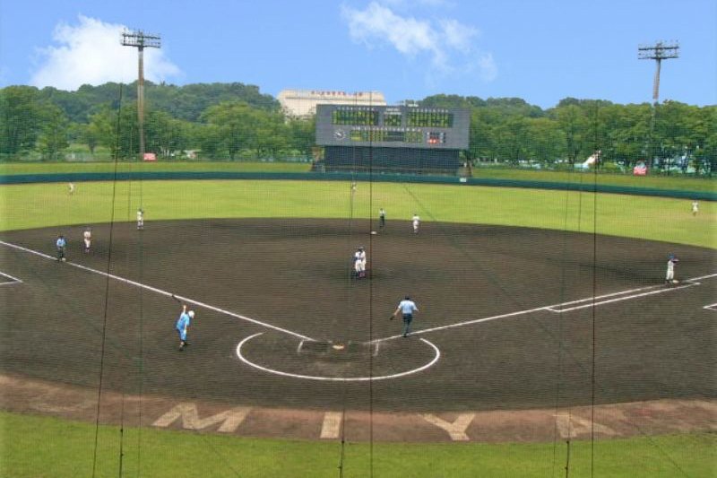 「大和田公園」の野球場