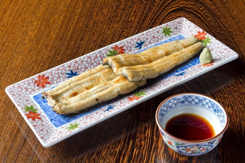 素材の味をシンプルに楽しめる白焼きもおすすめ