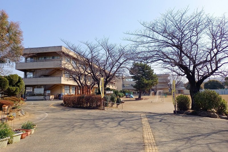 「熊谷市立熊谷東小学校」