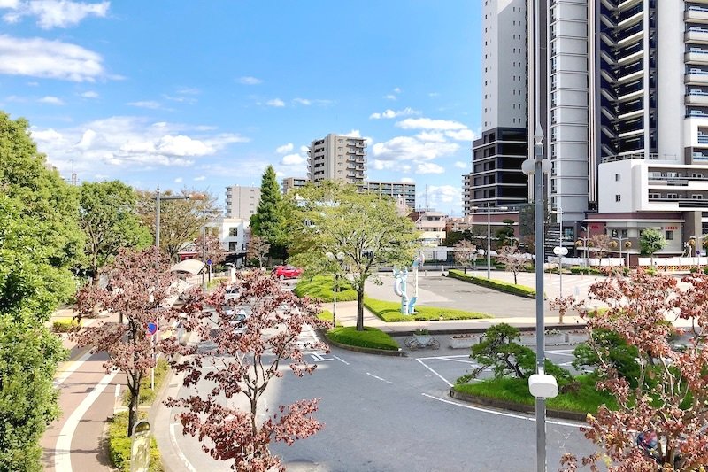 「東川口」駅南口の駅前広場