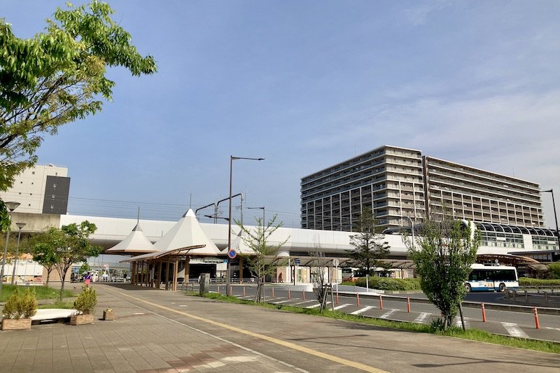 「八潮」駅南口の美しい街並み