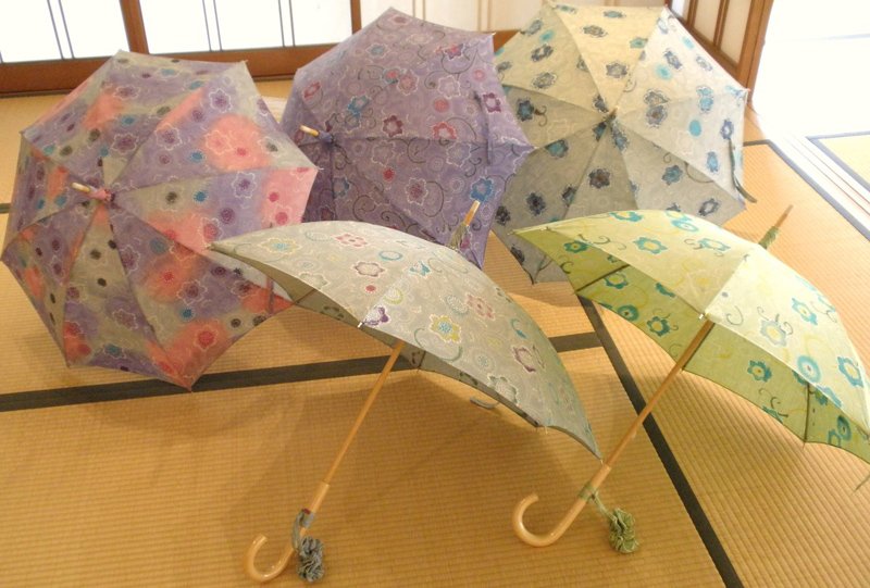 一つ一つが美しい傘