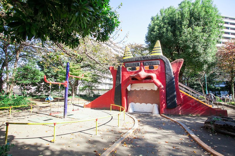 「オニ公園」として人気の「錦第二公園」