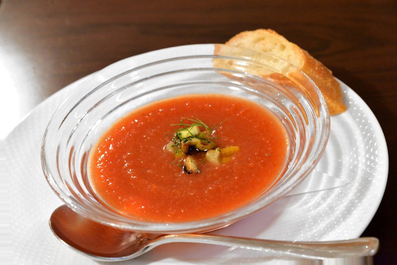トマトとパプリカの冷製スープ