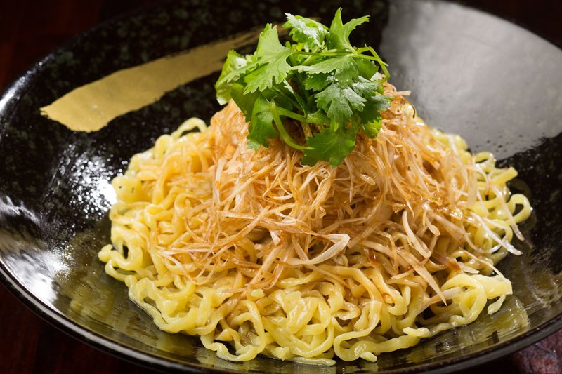 凄旨！葱油がけ鶏絲麺（チースーメン）