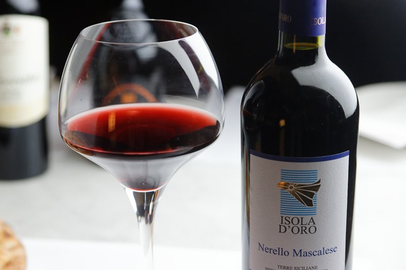 イタリアから直輸入するワイン