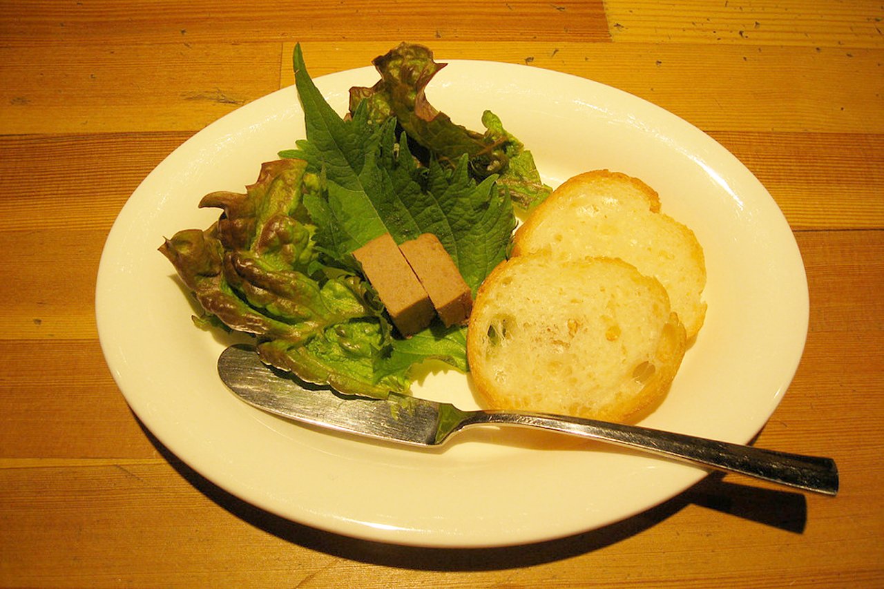 焼き鳥以外のメニューも