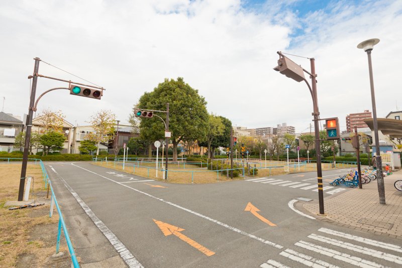 遊びながら交通ルールを学べる「大森西交通公園」