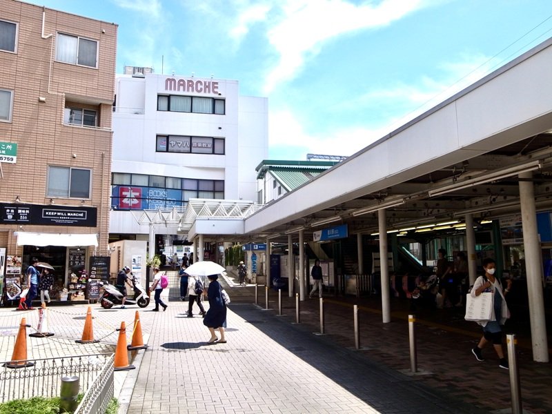買い物施設からお出かけスポットまでが充実。「鶴川」駅周辺の住環境をレポートします！