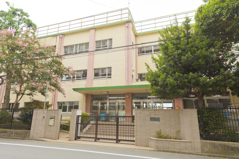 「豊島区立高松小学校」にも短時間で通学可能