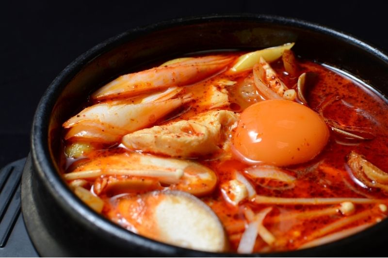 「韓国料理 ミスコリア」のスンドゥブ