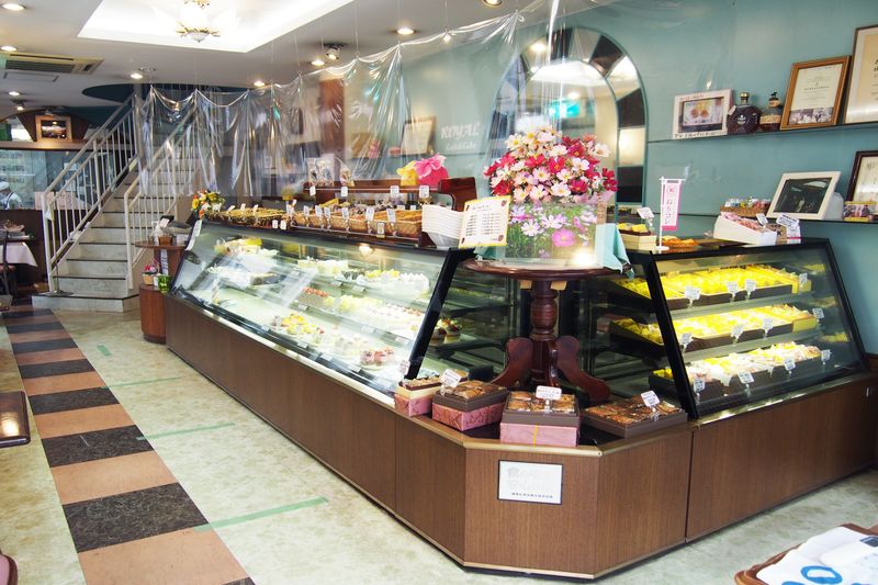 ローヤル洋菓子店 