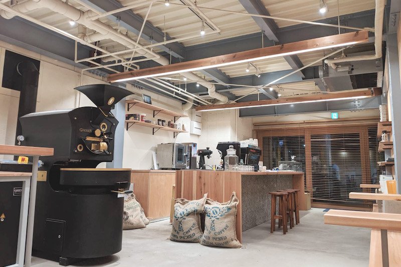 「Passage Coffee Roastery」の店内