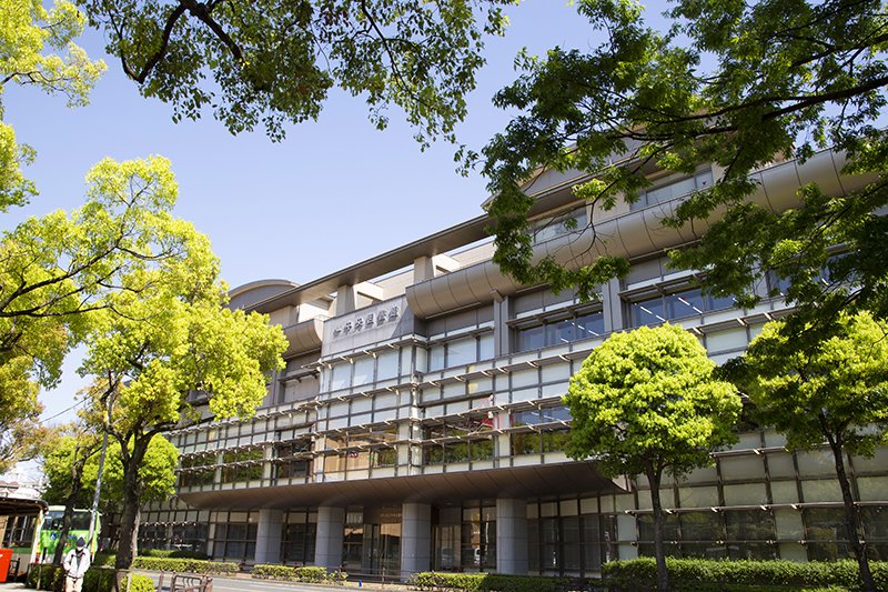 江戸川区立中央図書館