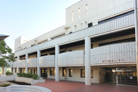 横須賀市役所 西行政センター