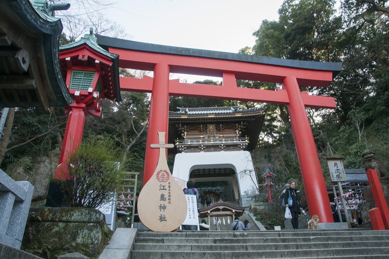 江戸時代から参詣者でにぎわった「江島神社」
