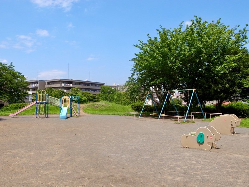 「入江町公園」