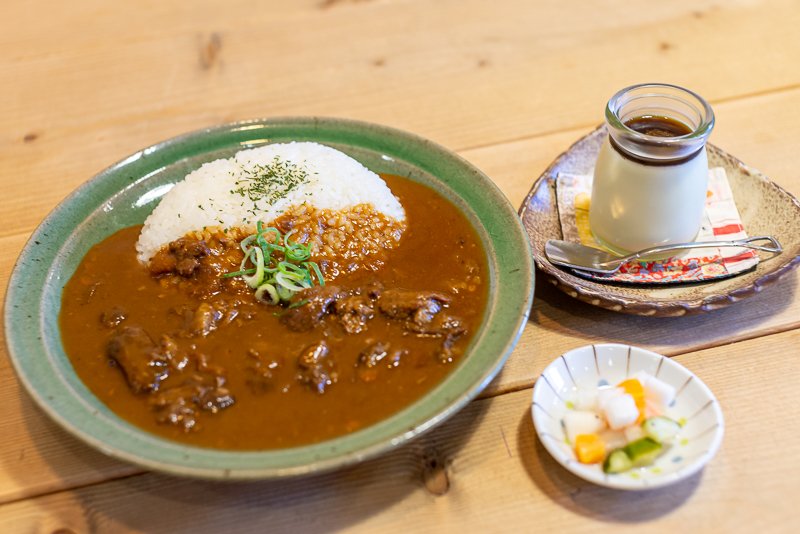 カレーとプリン、どちらも必須でいただきたい