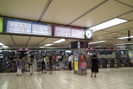 大阪梅田駅（阪神）