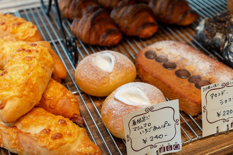 春限定の「マシュマロいちごあんぱん」