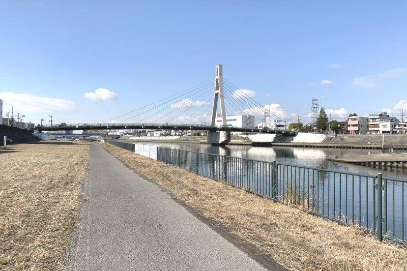 サイクリングを楽しむ「なにわ自転車道」