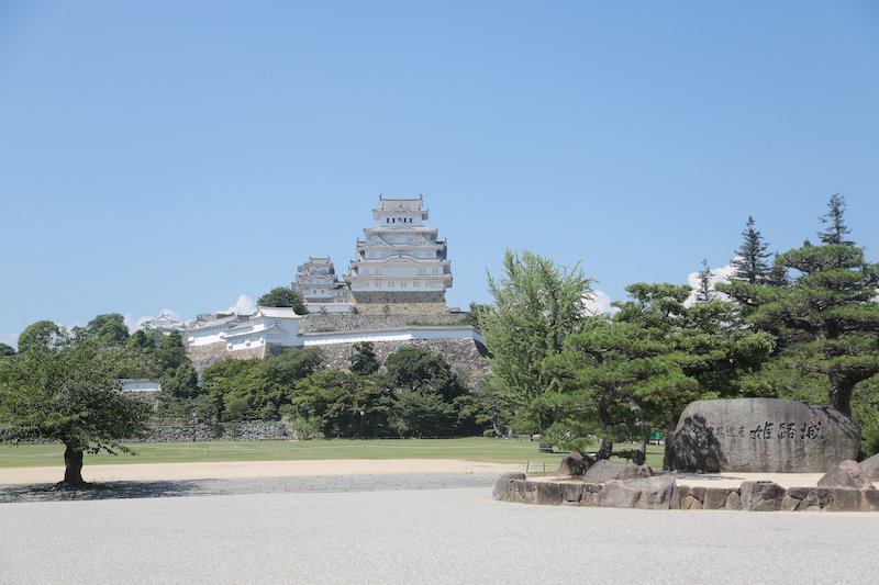 「姫路城」の周囲に広がる「姫路公園」