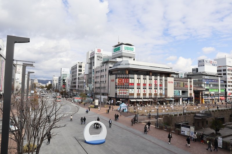 「姫路」駅前の街並み